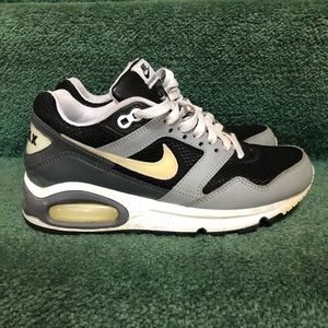 Women’s Nike Air Max Navigate Shoes